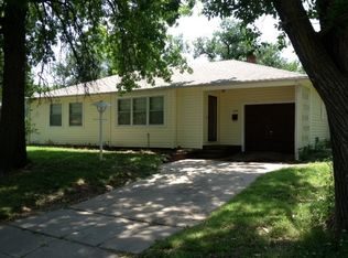 835 N Dellrose Ave, Wichita, KS 67208