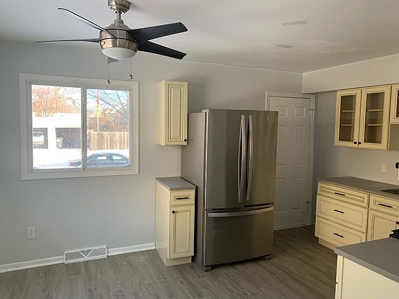 5th image of 13511 Merl Ave