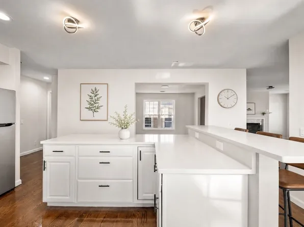 52 Wheatland Ave #2, Dorchester Center, MA 02124