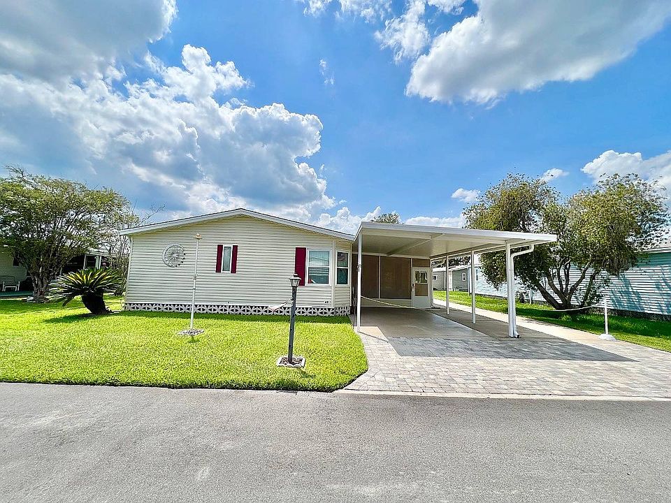1st image of 1740 Conifer Ave #123