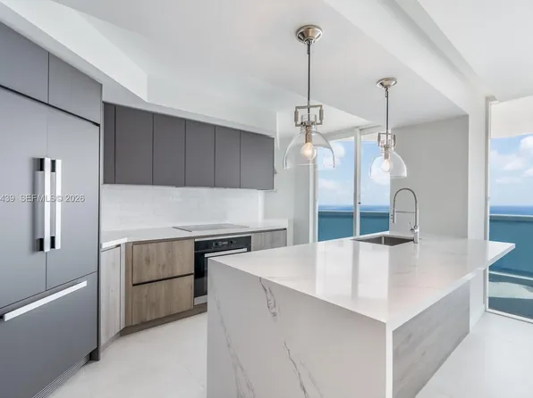 6301 Collins Ave APT 2502, Miami Beach, FL 33141