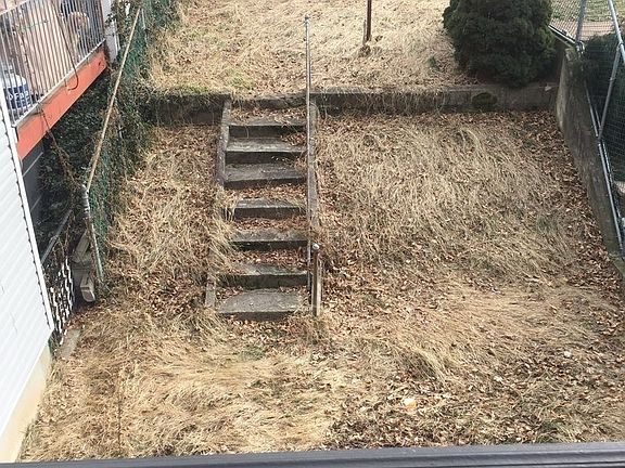 5th image of 2069 47th St