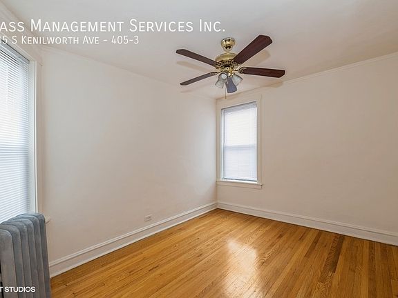 3rd image of 901 W Washington Blvd #405-3