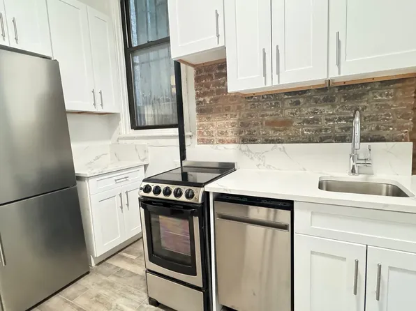 206 East 6th Street image 4 of 13