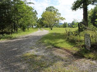 511 Phipps Ln, Wallingford, KY 41093