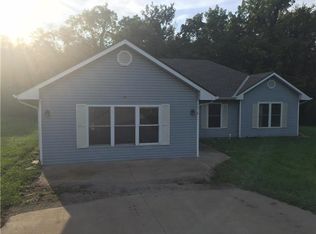 1218 Hines St, Richmond, MO 64085