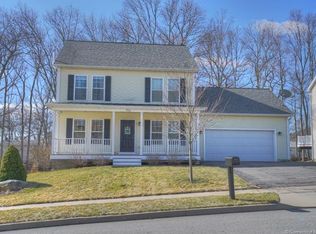 216 Ensign Dr, Groton, CT 06355