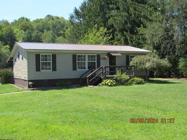 1026 Teter Rd, Buckhannon, WV 26201