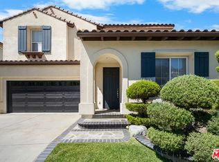 11071 Tamberly Ln, Tujunga, CA 91042