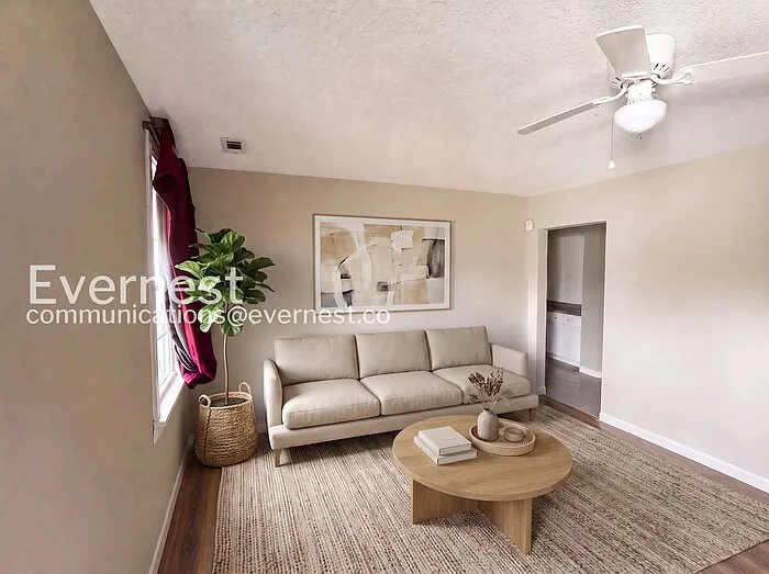 3 bed, 1.5 bath, 1102 sqft, $1,545 — Photo 3