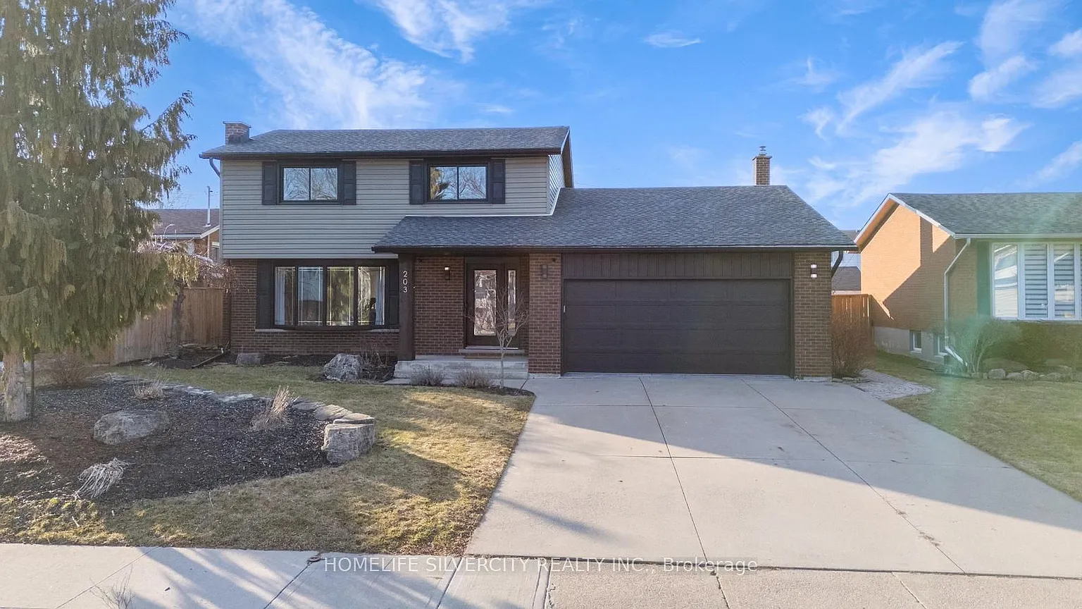 203 Montmorency Dr photo 1