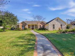 106 Pebble Brk, Victoria, TX 77904
