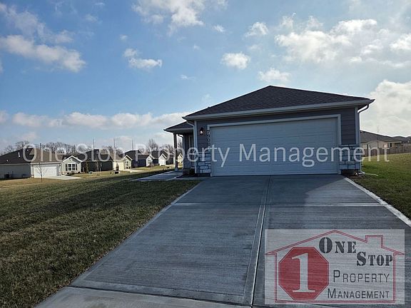 2nd image of 7900 SE 5th St