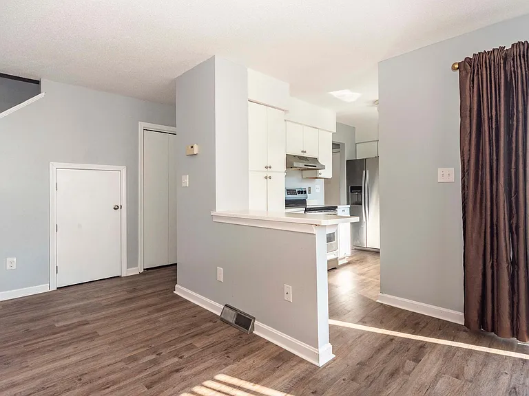 39 Staffordshire Commons Dr #39 — Photo 23