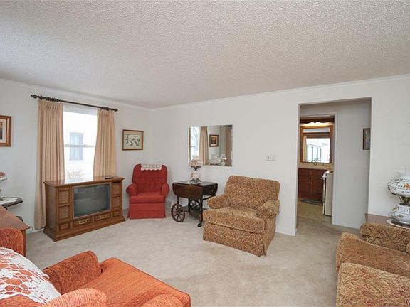 4th image of 1339 Cleveland Dr