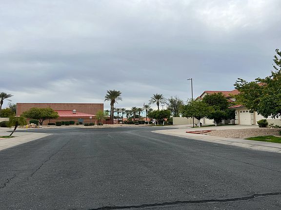 4th image of 12468 N 57th Dr