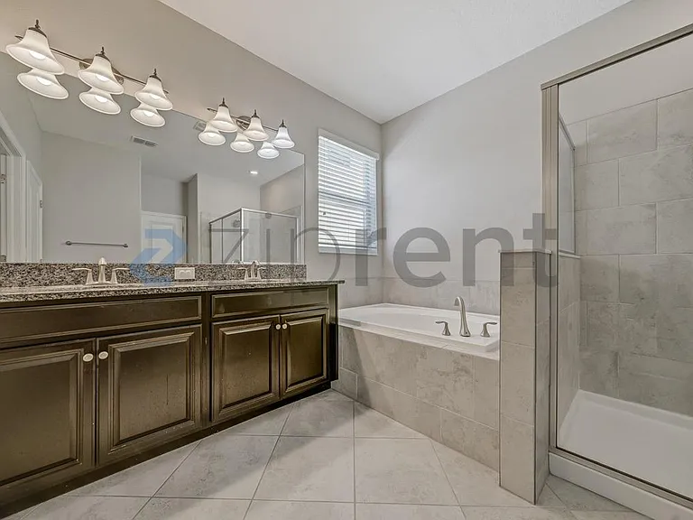 11729 Winterset Cove Dr — Photo 21