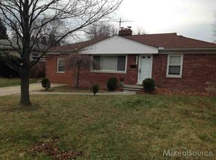 33103 Edgegrove, Fraser, MI 48026