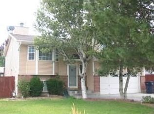 11306 S Sandy Dunes Dr, Sandy, UT 84094