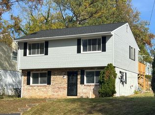 301 Goldleaf Ave, Capitol Heights, MD
