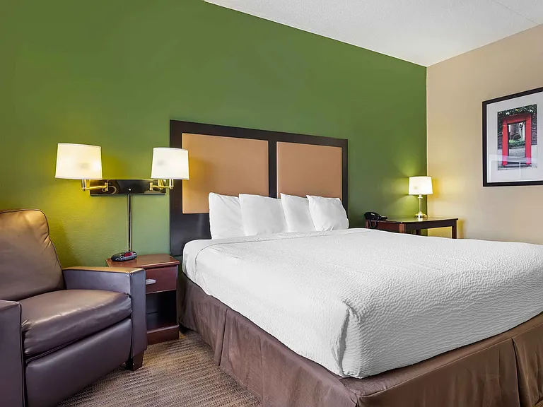 Studio Suite - 1 King Bed