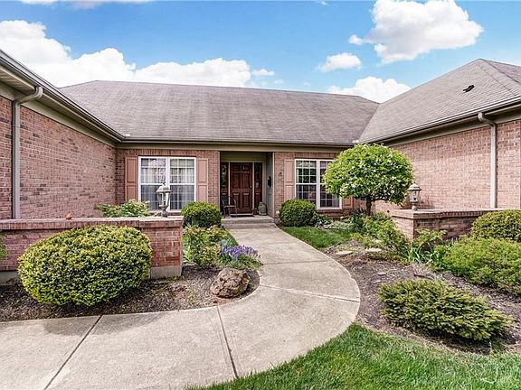 5th image of 10007 Pebblestone Dr