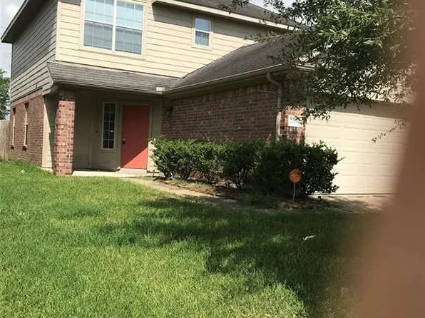 2038 Nichole Woods Dr, Houston, TX 77047
