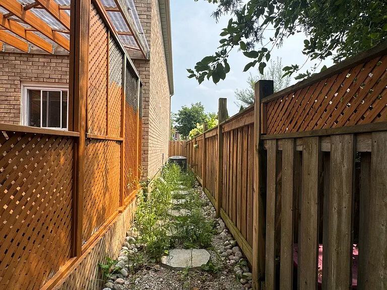 6 Carruthers Cres — Photo 13