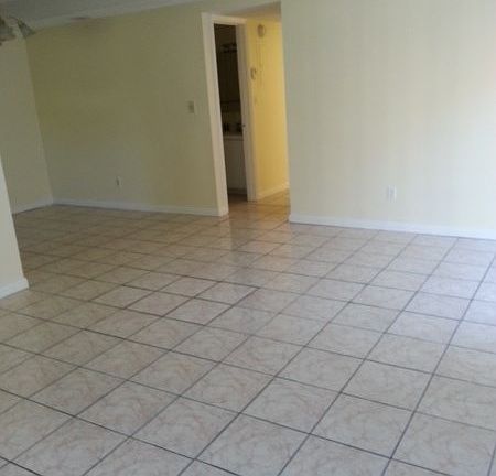 2nd image of 1105 S Flagler Ave APT 607