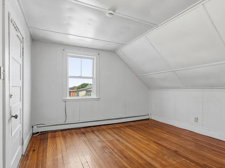 32-34 Salem St #3 — Photo 9
