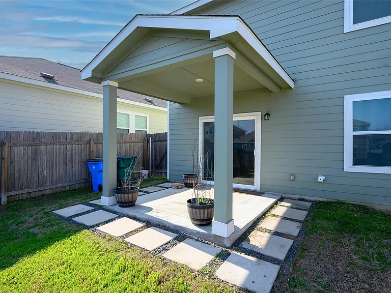 19417 Caymus Dr — Photo 6