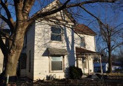 102 Elm St, Carthage, MO, 64836