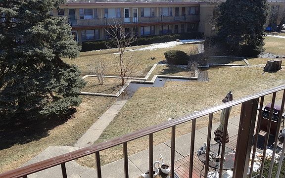 3rd image of 35 King Arthur Ct APT 18