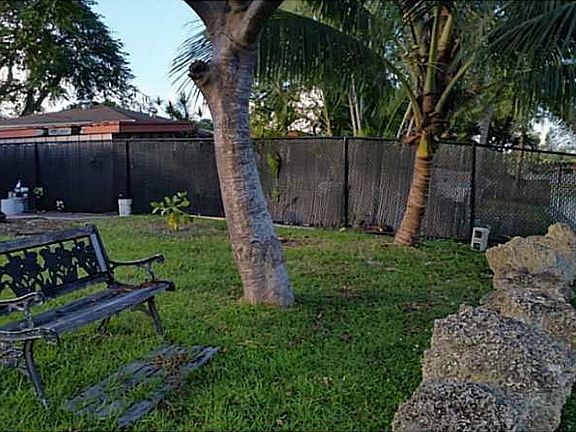 5th image of 3401 S Lake Dr