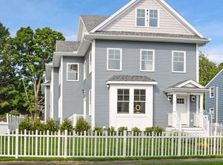 260 Hunnewell St #260, Needham Heights, MA 02494