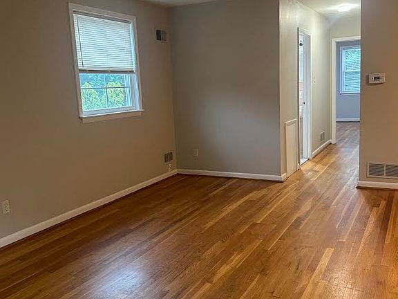 5th image of 311 Forrest Ave APT B