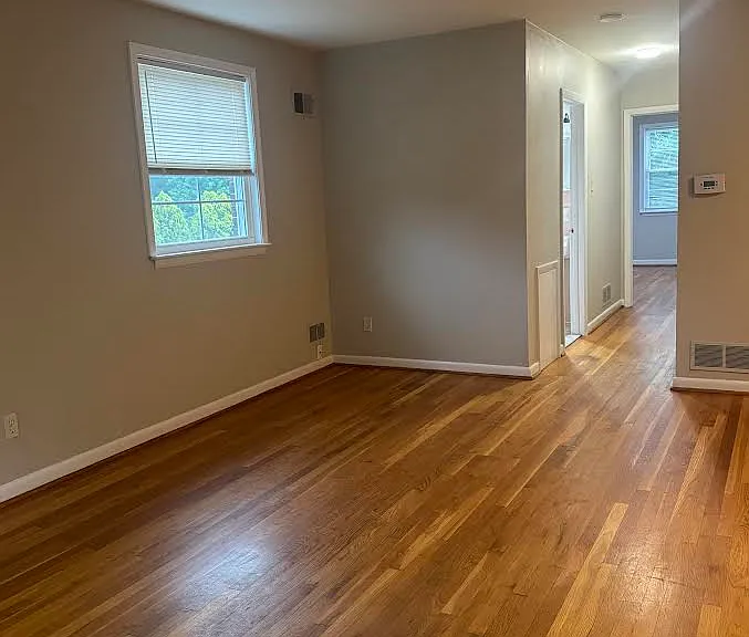 311 Forrest Ave #B — Photo 5