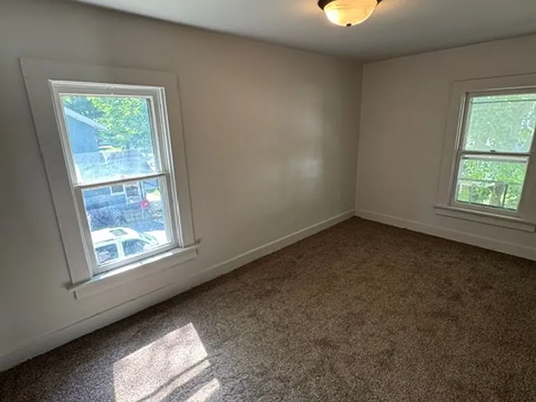 1360 Huestis Ave — Photo 5