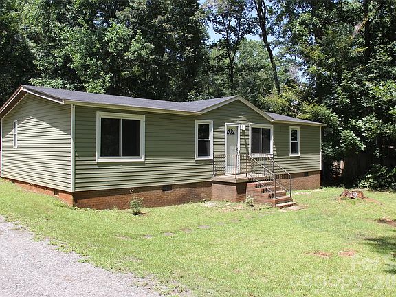 3rd image of 177 Hallmark Estates Dr