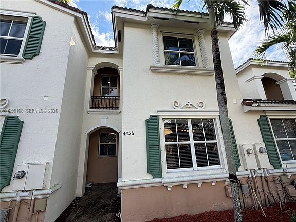2nd image of 4256 NE 9th St