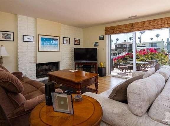 5th image of 2913 Seahorse Ave