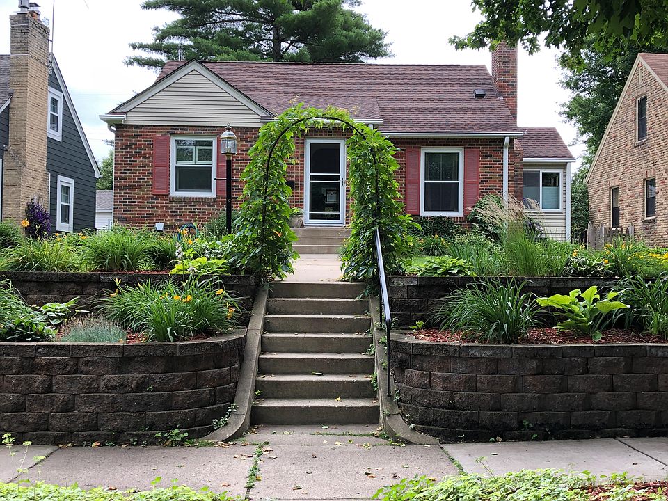 1st image of 5825 Park Ave