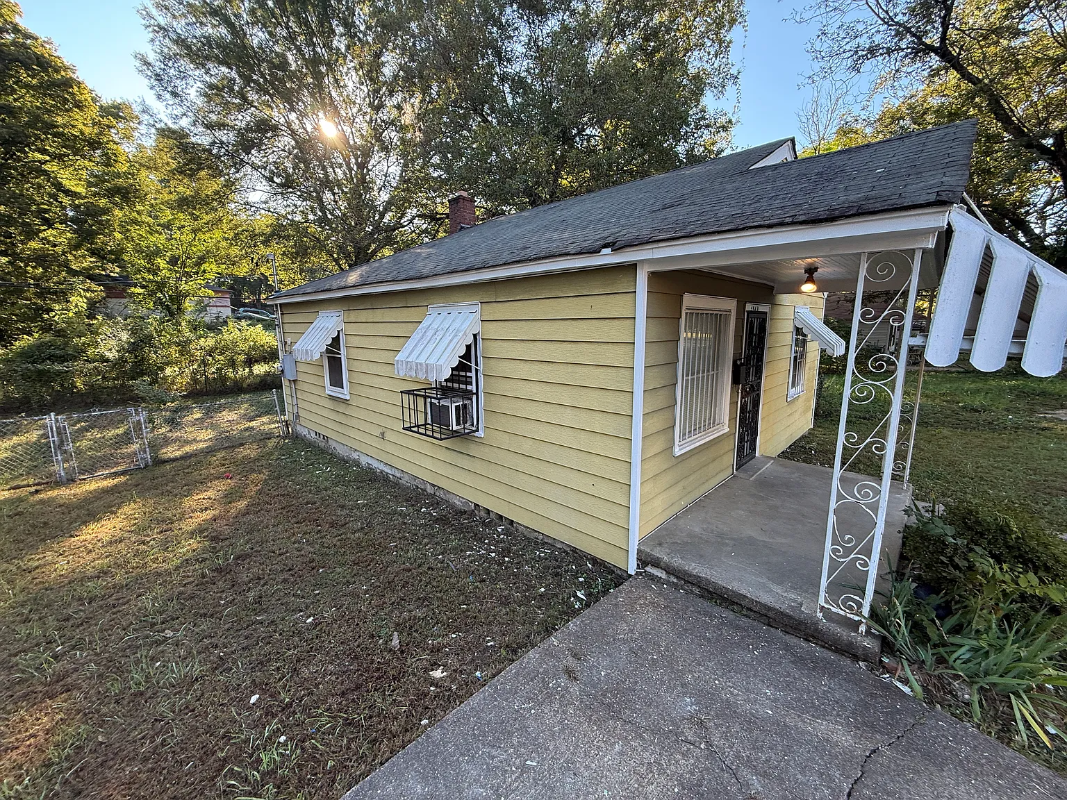 2 bed, 720 sqft, $800 — Photo 3