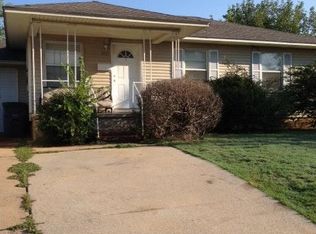 2127 NW Smith Ave, Lawton, OK 73505