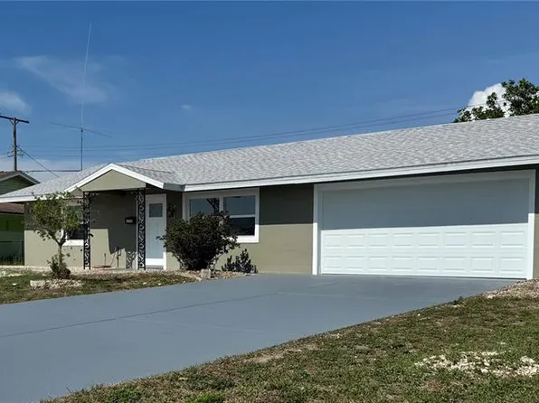 1735 Council Dr, Sun City Center, FL 33573