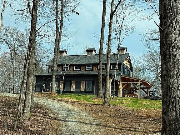 3rd image of 180 Red Plum Dr