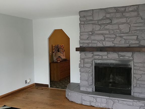 2nd image of 224 Caldwell Dr