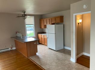 1600 W Market St #1, York, PA 17404