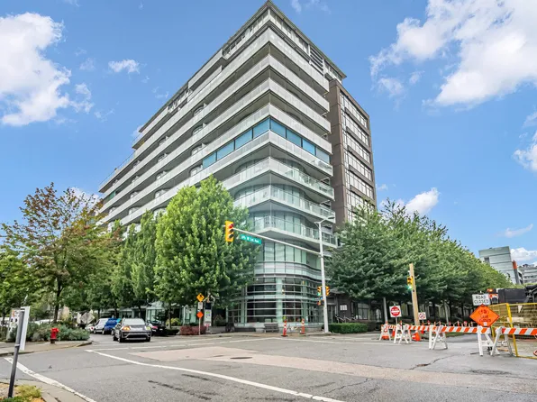 181 W 1st Ave #411, Vancouver, BC V5Y 0E3