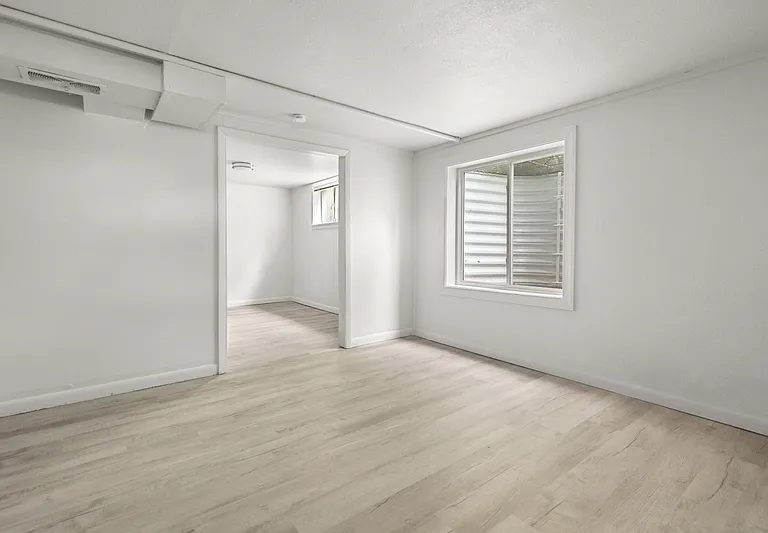 4757 S Jason St — Photo 19